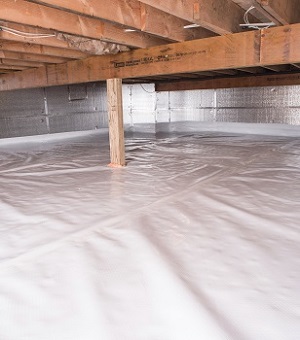 Installed crawl space insulation in Dowagiac